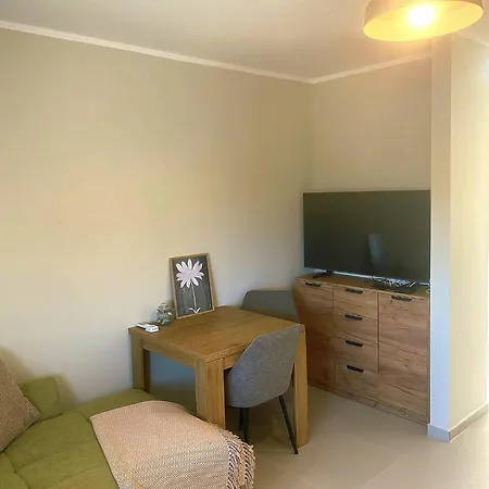 Apartment Pia *